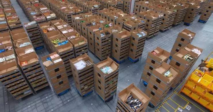 智慧倉儲新紀元 馬云再揮變革利劍，AI賦能重塑整車物流生態(tài)